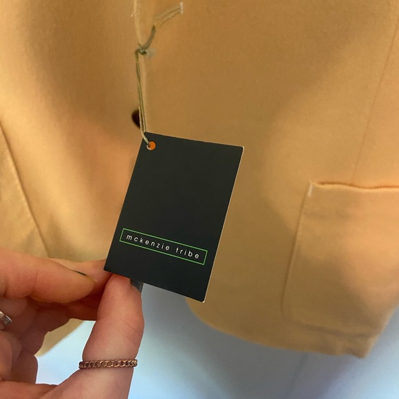 NWT Men’s McKenzie Tribe Yellow Blazer - Picture 4 of 7